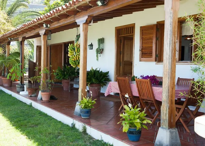 Pajares Semesterbostad *